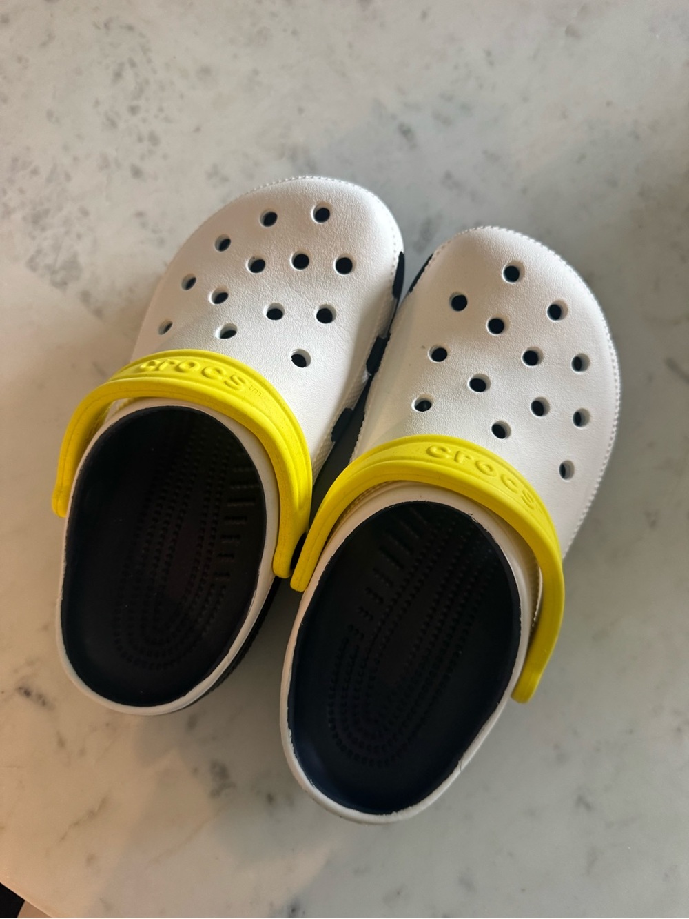 CROCS Kids Classic Clog in White with Yellow Strap